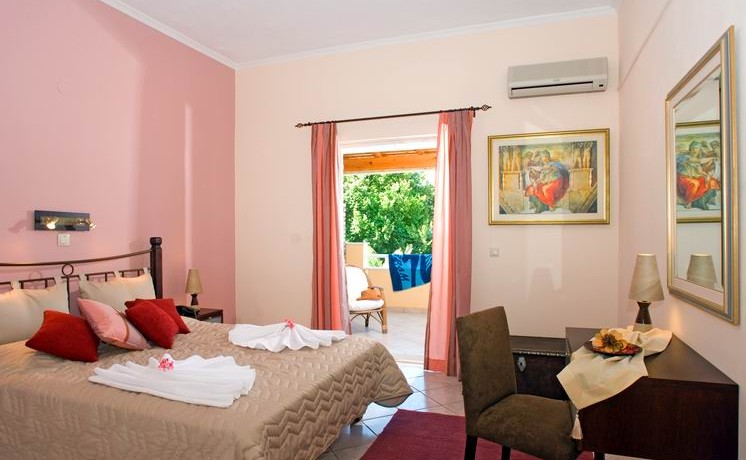 Bedroom_Suite_4